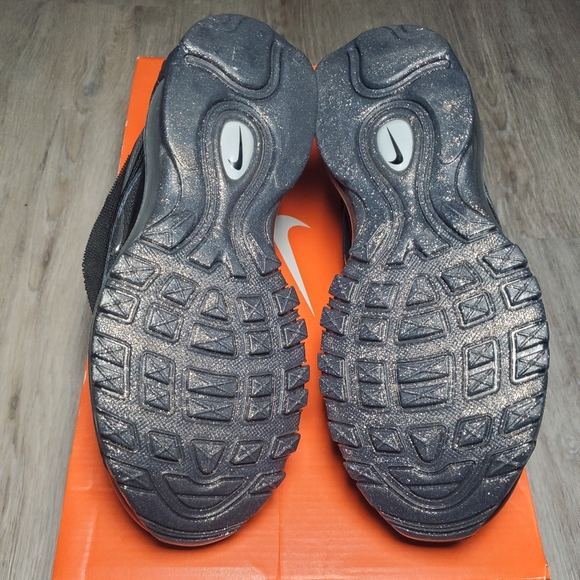 Nike Womens Air Max 97 Lx Sakura Black CV9552 001 Size 7 - Picture 4 of 5